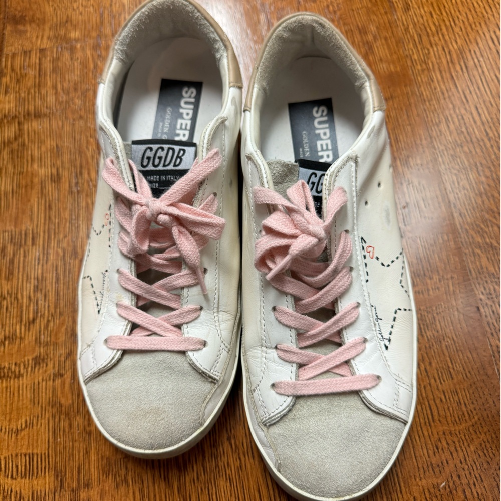 Golden Goose superstar size 38
